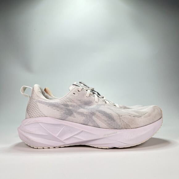 ASICS Novablast 5 White Gray Running Shoes Sneakers 1012B765 Women's Size 10 - Picture 1 of 10